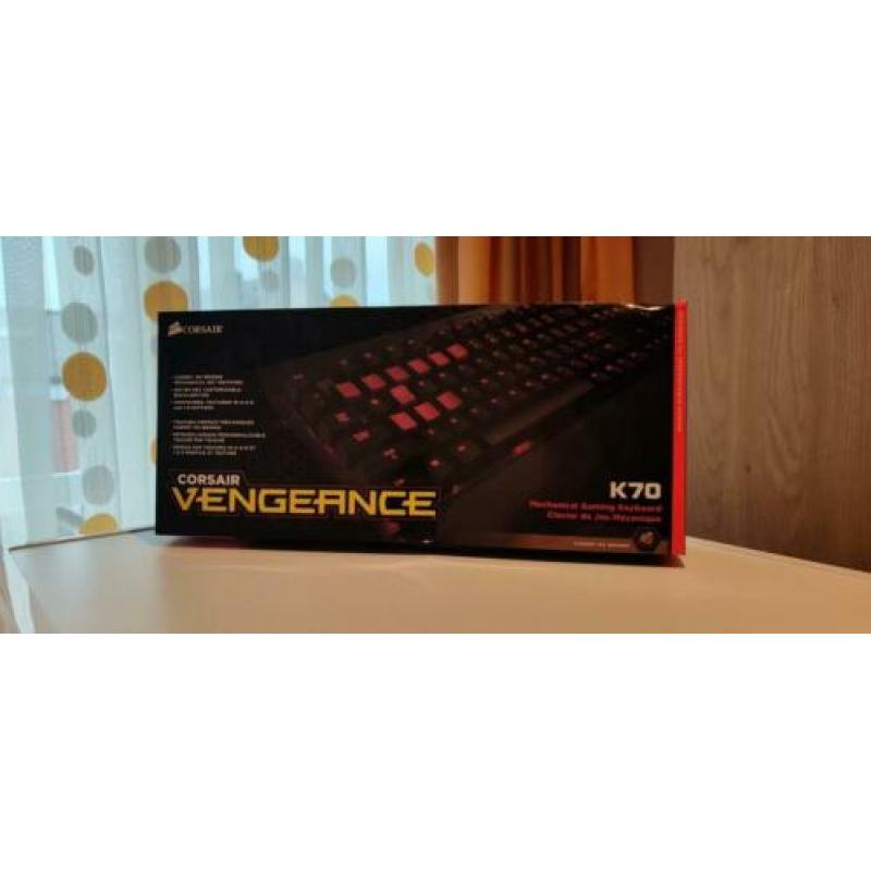 Corsair k70 vengeance -cherry mx brown switches-