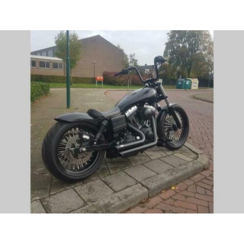 HARLEY-DAVIDSON Fxdb Streetbob Thunder Special 240 (bj 2008)