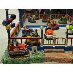 Lemax 64488 crazy cars uit 2006