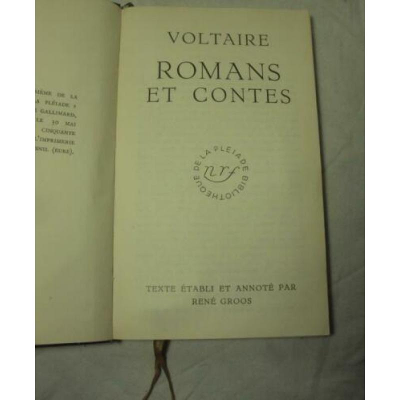 boek Voltaire romans et contes