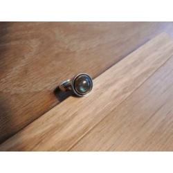 Zilver ring kameleon met laboriet, verwisselbare steen