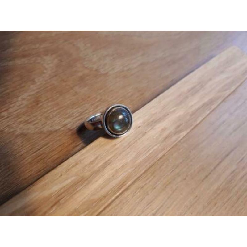 Zilver ring kameleon met laboriet, verwisselbare steen