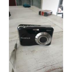 Te koop digitale camera fujifilm finepix av130