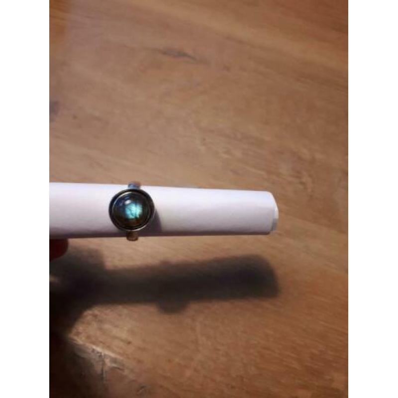 Zilver ring kameleon met laboriet, verwisselbare steen
