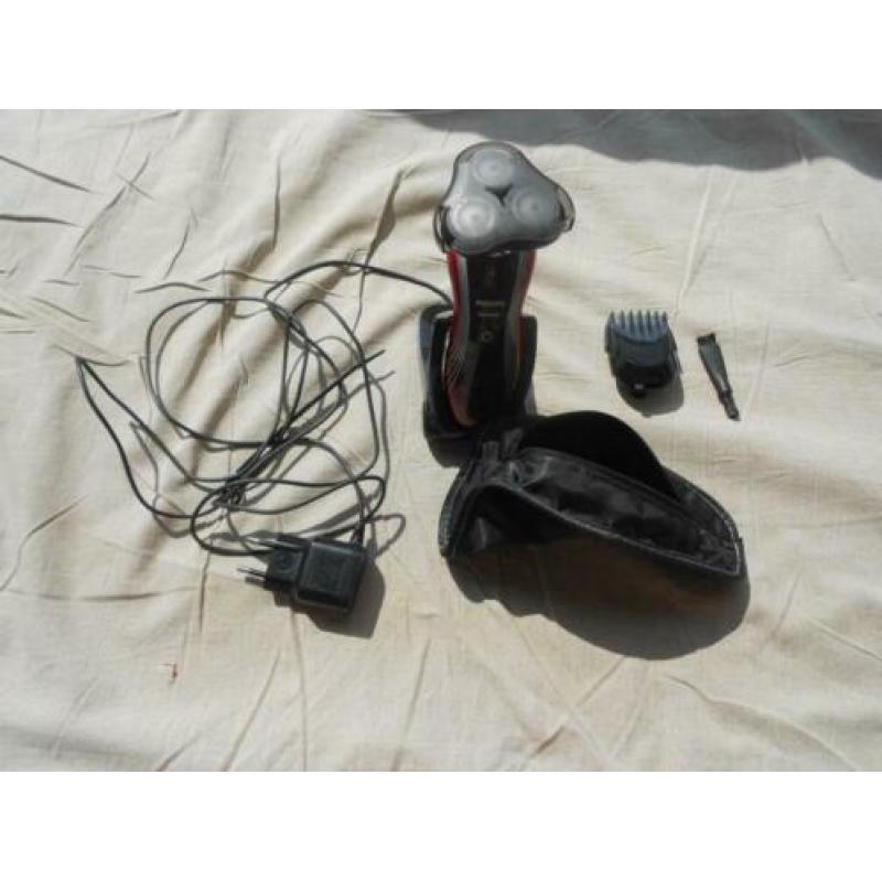 Philips nat- en droogshaver met tondeuse RQ 1175 series 7000