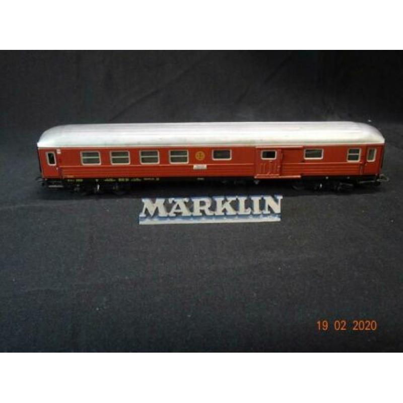 069=Marklin 4031 Bagage-pak wagen van de Zweedse spoorwegen.