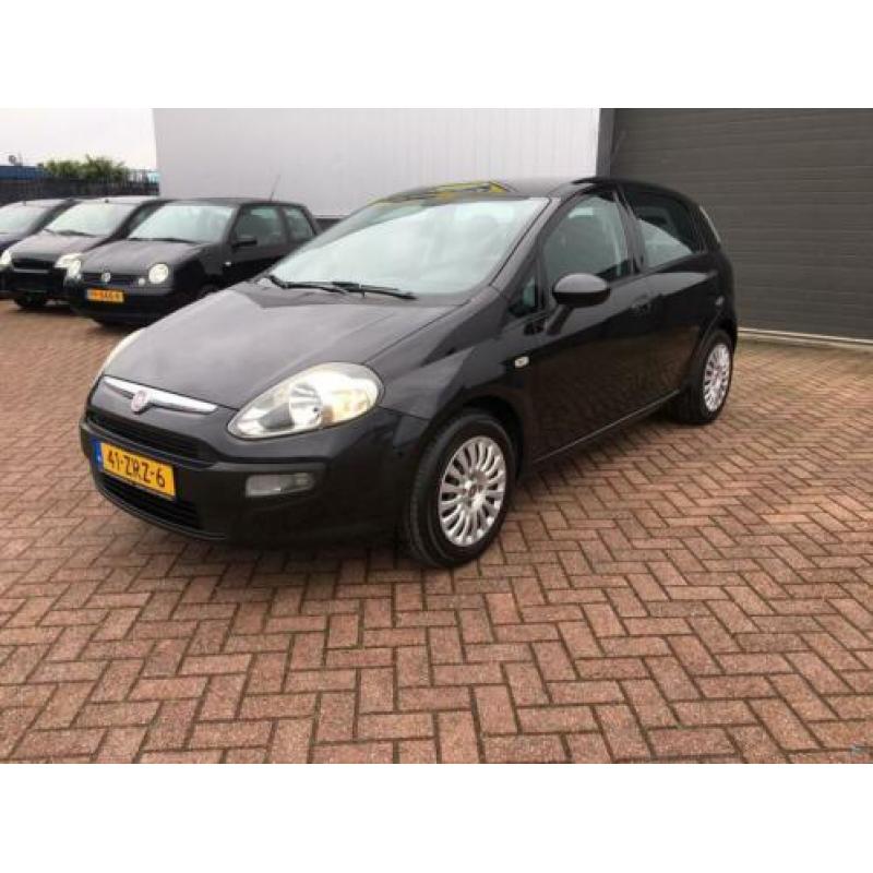 Fiat Punto 1.2 5DR 2011 Zwart