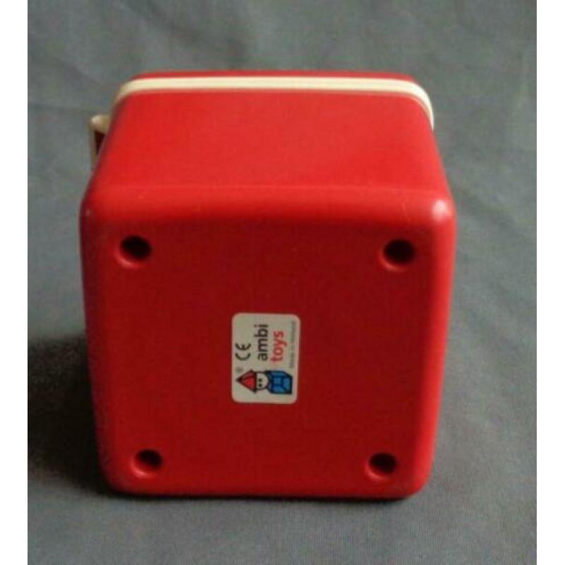 AMBI TOYS Ted in a box beer in een doosje 9x9cm baby speelgo