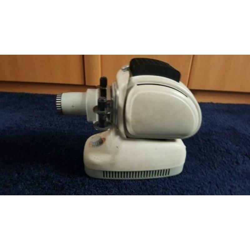 Norris projector