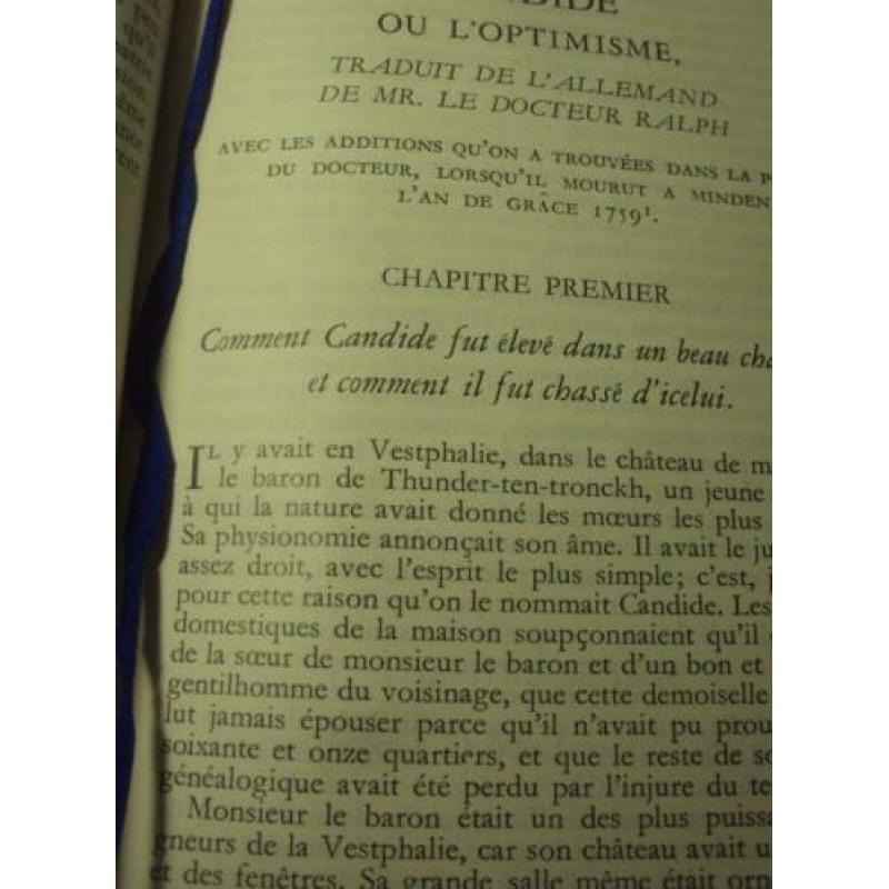 boek Voltaire romans et contes