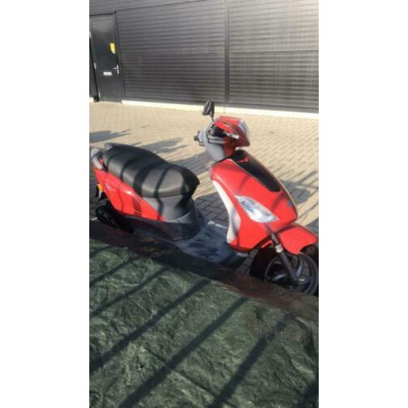 Piaggio Fly Snor 4t