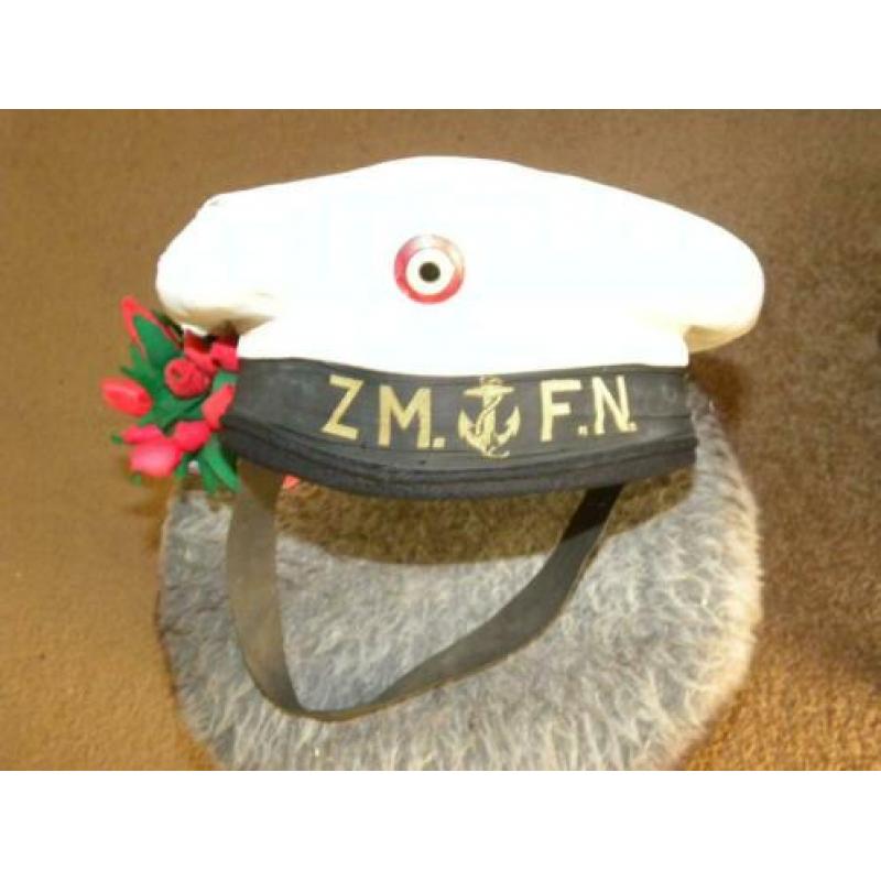 Oude marine pet ZM.FN uit 1965