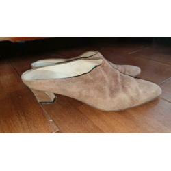 Ab donkers pump! 39.5. Leer