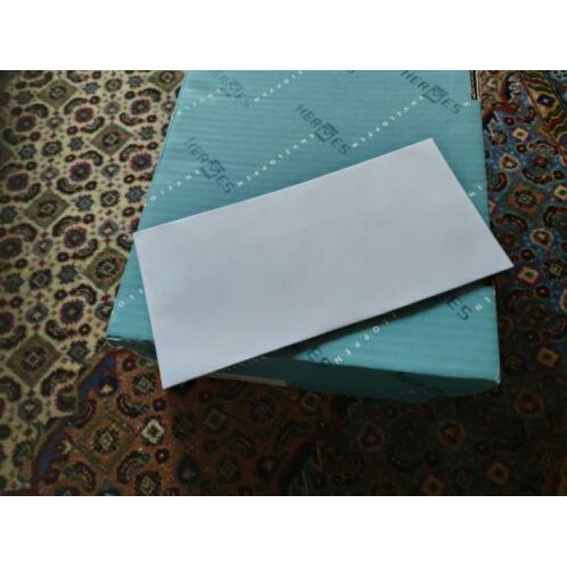 Nieuwe doos (500) Hermes enveloppen met plakstrip 110x220mm