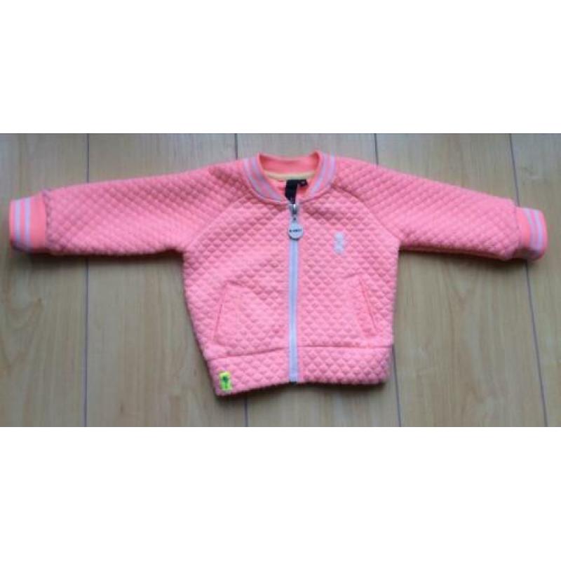 B. Nosy vest met rits, maat 68
