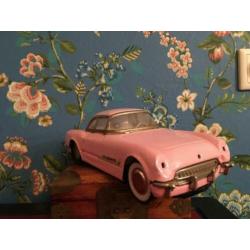 Chevrolet roze vintage retro oltimer modelauto schaal MF316