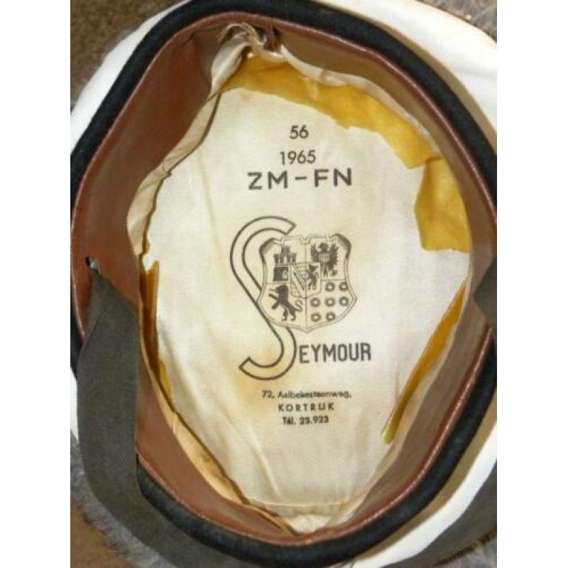 Oude marine pet ZM.FN uit 1965