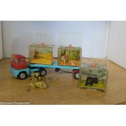 CORGI Chipperfields Menagerie