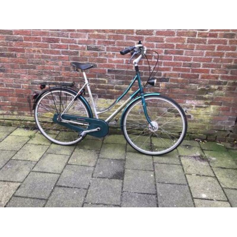 Diverse nagekeken fietsen fiets damesfiets bike bicycle