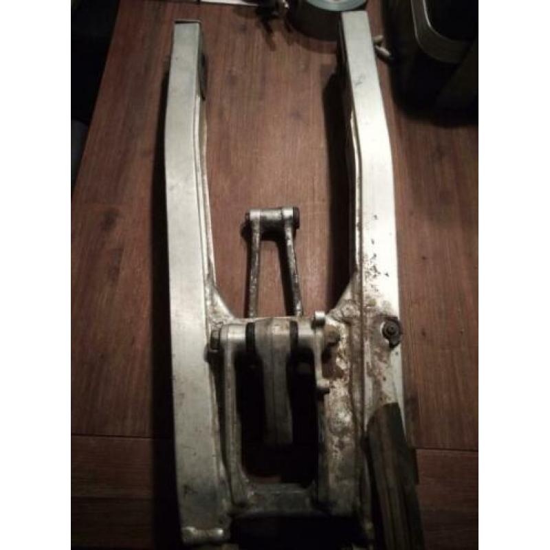 Honda cr125 1984 achterbrug met pro-link systeem