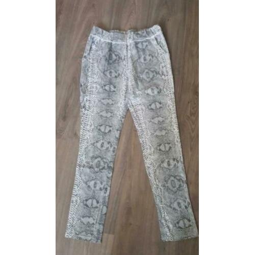 Musthave voor de lente! Joggingbroek maat 36/38