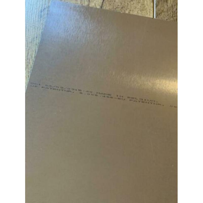 Laminaat Quickstep ca. 25m2 (misschien wel meer).