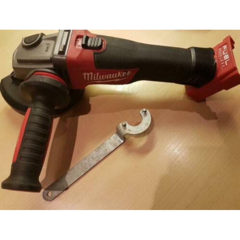 Milwaukee m18 slijptol CAG 125X