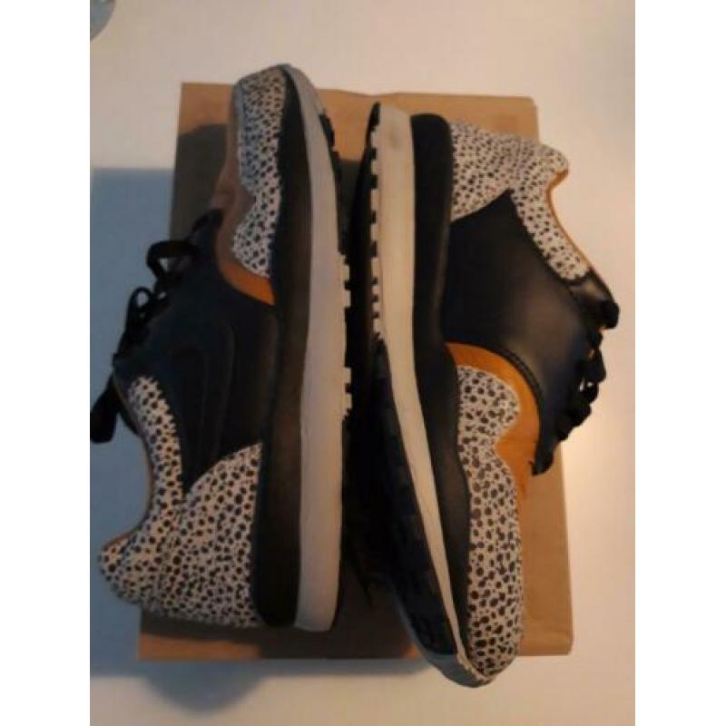 Nike Air Safari NRG Tan/Beige/Black-Chacoal maat 42,5