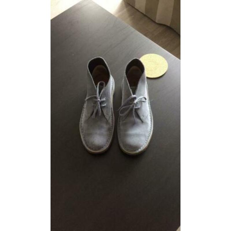 Clarks desert boots 37