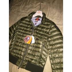 Parajumpers jas origineel m (stone island,moncler,gucci)