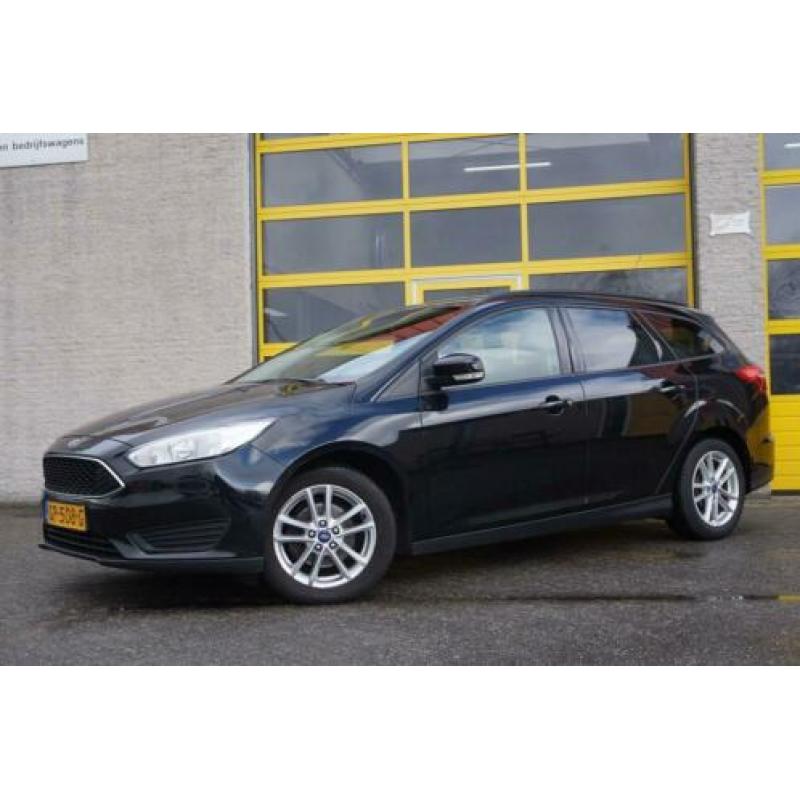 Ford Focus Wagon 1.5 TDCI Trend Edition BJ2015 LMV16" | PDC