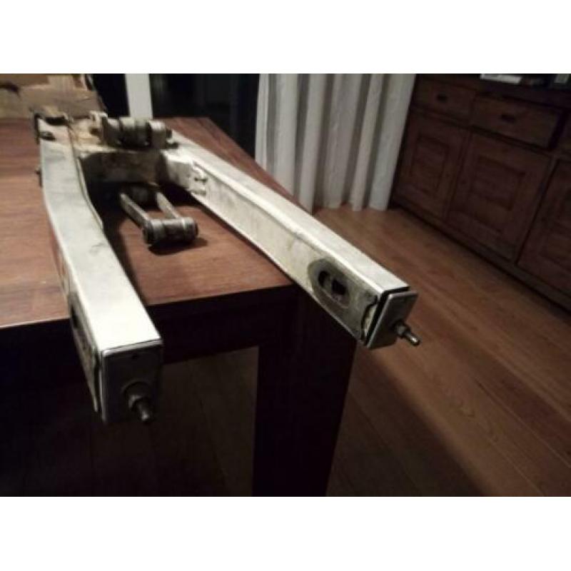 Honda cr125 1984 achterbrug met pro-link systeem
