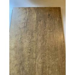 Laminaat Quickstep ca. 25m2 (misschien wel meer).