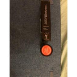 Make up youngblood