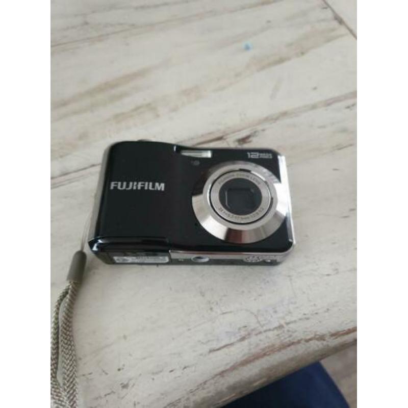 Te koop digitale camera fujifilm finepix av130