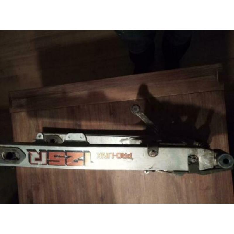 Honda cr125 1984 achterbrug met pro-link systeem