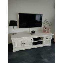 Witte Tv meubel+salontafel+eettafel de Bommel