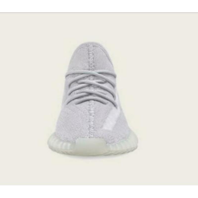 Yeezy boost 350 v2 tail light (EU40 2/4) (US7.5)