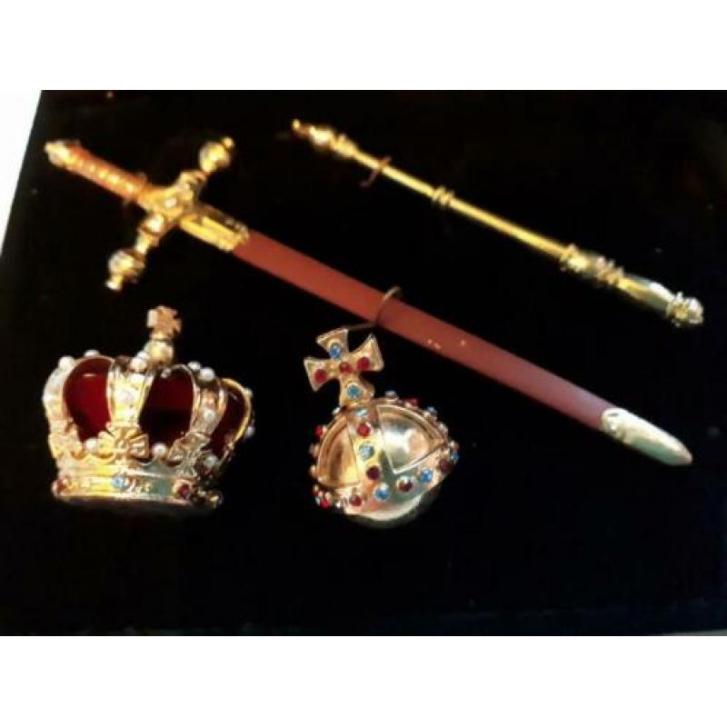 Miniatuur kroon septer etc luxe doos Crown Jewel Collectoni