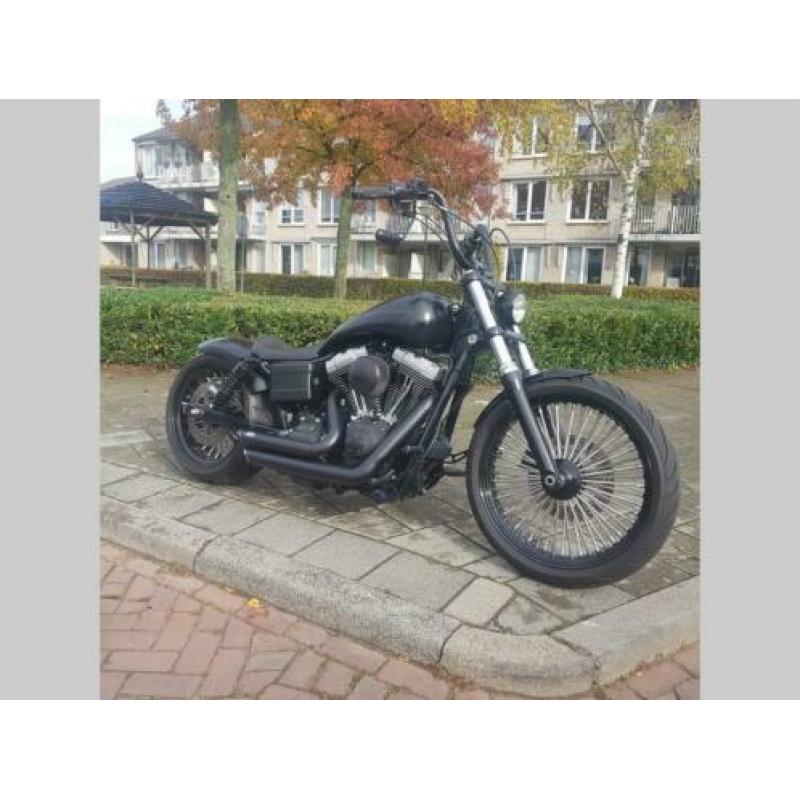 HARLEY-DAVIDSON Fxdb Streetbob Thunder Special 240 (bj 2008)