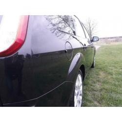 Ford Focus Wagon 1.6 16V 100PK 2009 Zwart