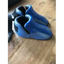 Taekwondoschoenen maat L Mightyfist.