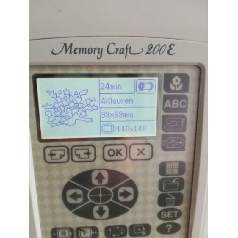 Borduurmachine Janome Memory Craft 200E