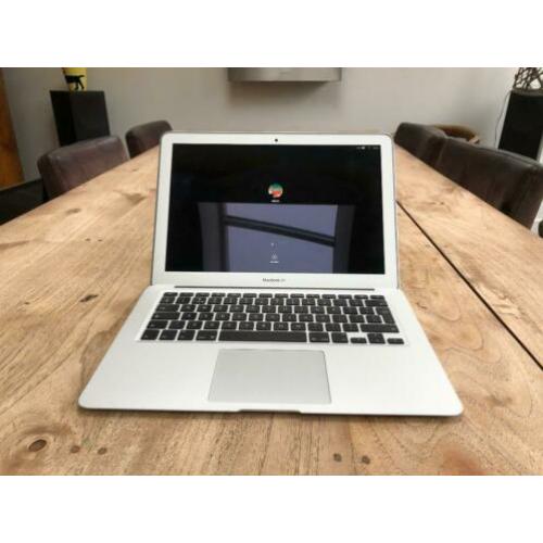 MacBook Air 13 Inch Early 2014 4Gb