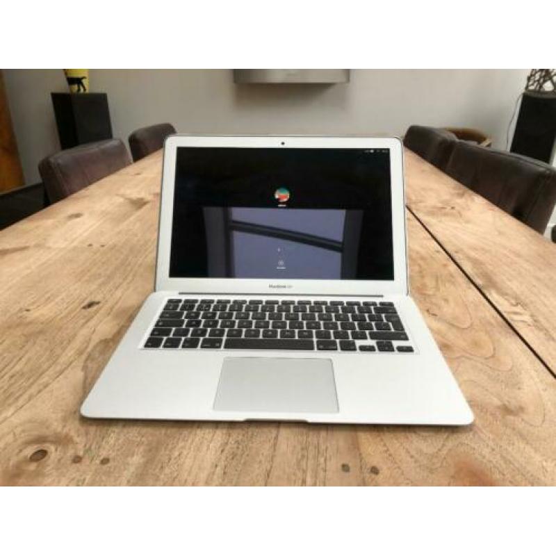 MacBook Air 13 Inch Early 2014 4Gb