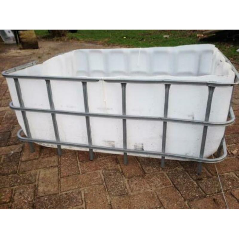 Slowfeeder of waterbak