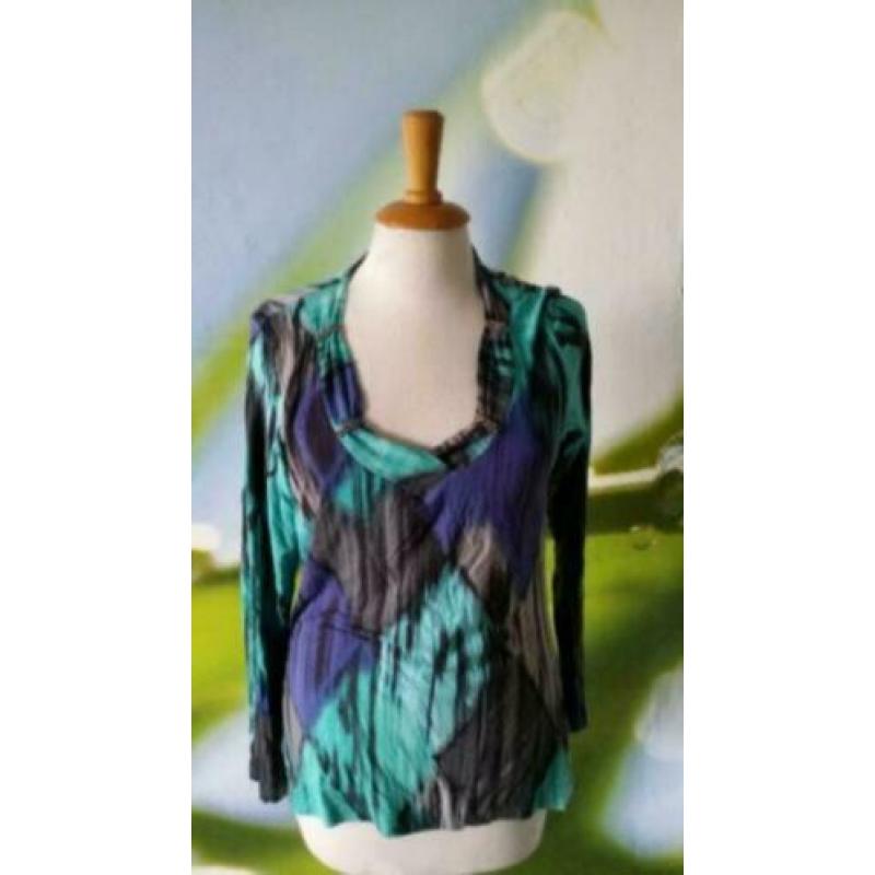 J1. Cpm longsleeve maat 38