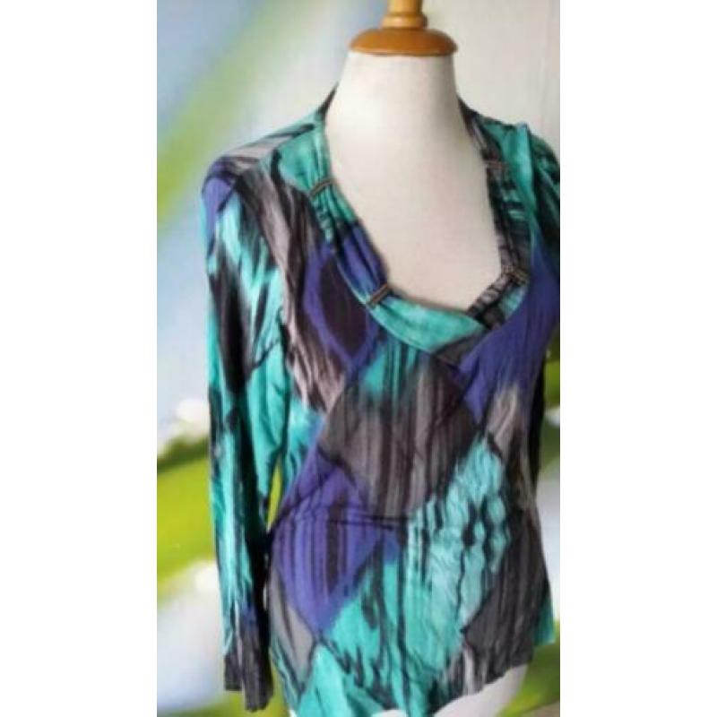 J1. Cpm longsleeve maat 38
