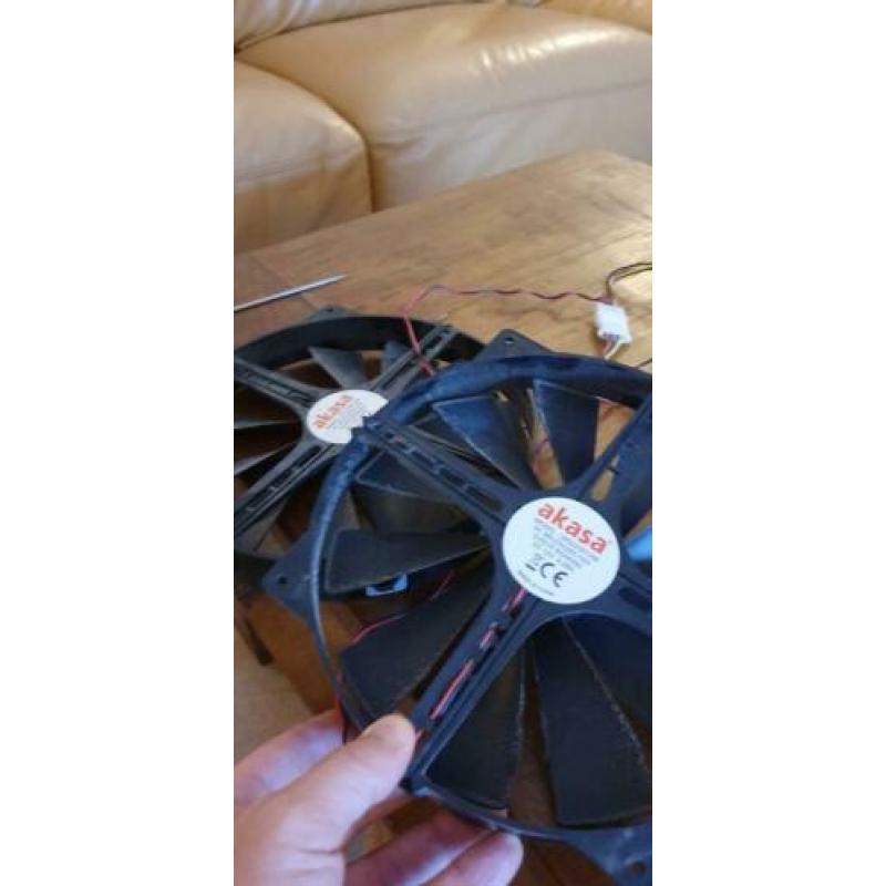Grote Akasa PC Ventilators 12v.