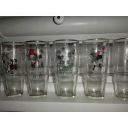 voetbal bierglazen 11 stuks